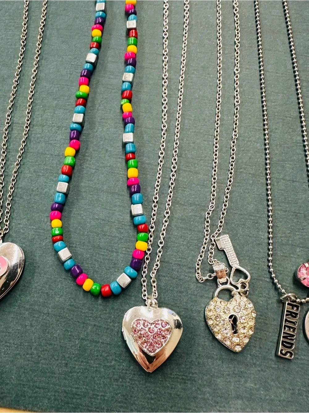 Kids Girls Necklace Bundle B10 7 Necklaces